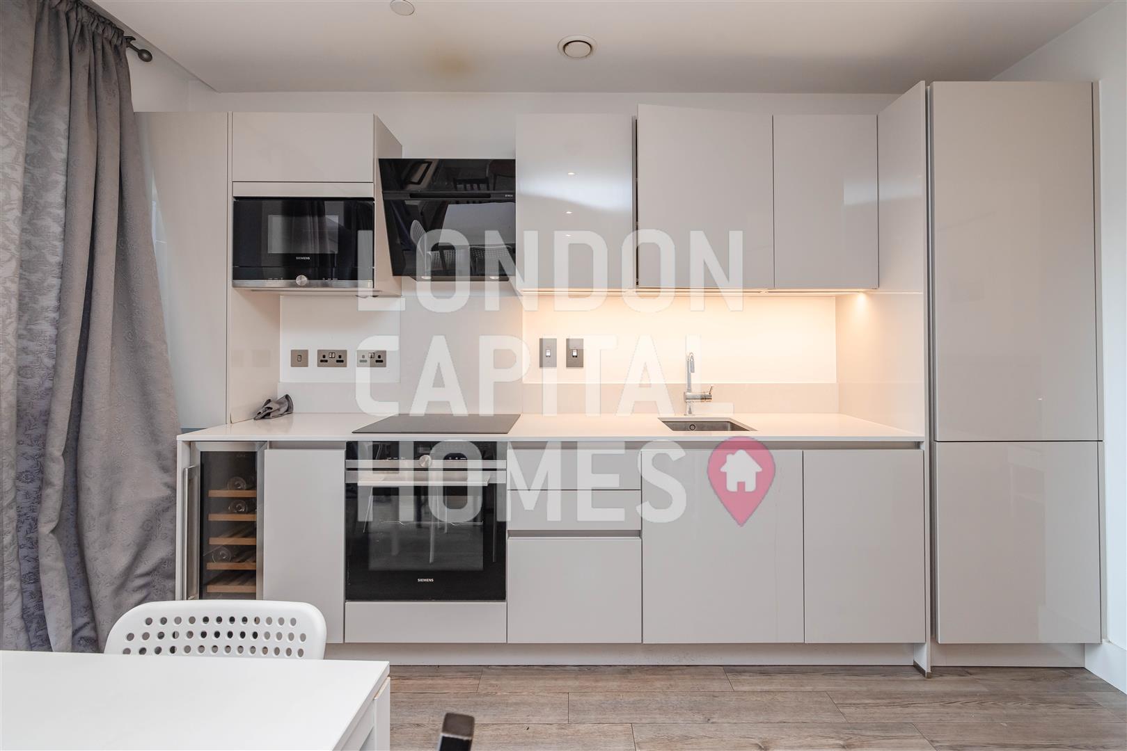 Wiverton Tower, 4 New Drum Street, London
